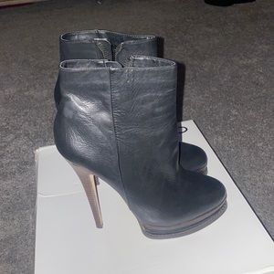 Aldo Black Platform Bootie - size 38
